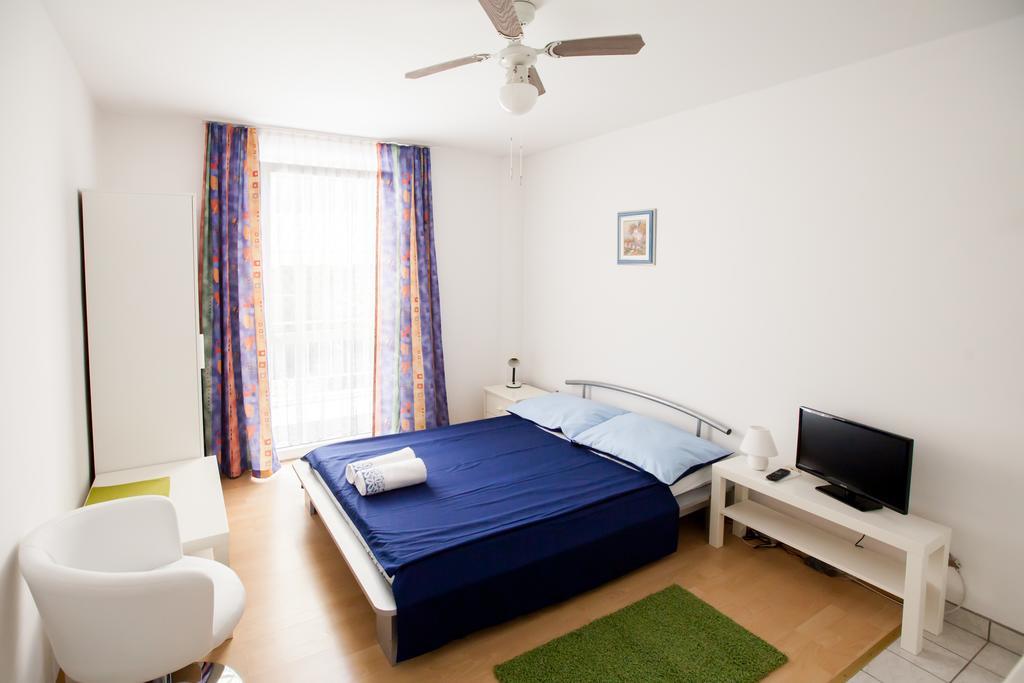 Friendly People'S Guest House Zadar Bagian luar foto